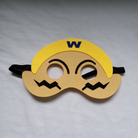 Super Wario Kid Mask and Cape Costume Set - Picture 2 of 2